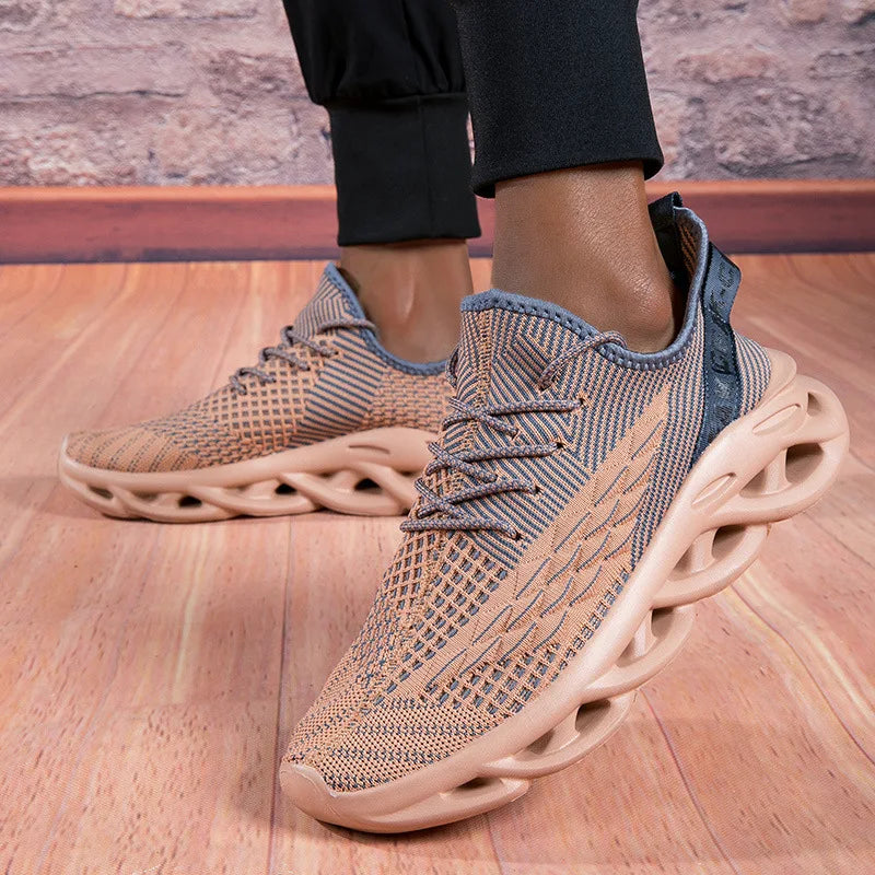 New Fashion Green Men's Running Shoes Big Size 47 Breathable Blade Shoes Trainers Men Lightweight Sports Shoes Zapatillas Hombre