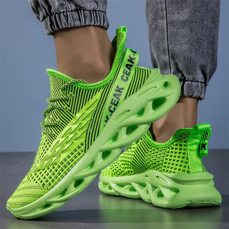 New Fashion Green Men's Running Shoes Big Size 47 Breathable Blade Shoes Trainers Men Lightweight Sports Shoes Zapatillas Hombre
