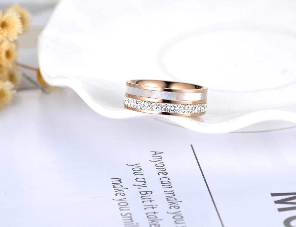 YiKLN Original Design Rose Gold Rhinestone Shell Wedding Rings Jewelry 316L Stainless Steel Engagement Ring For Women YR18050