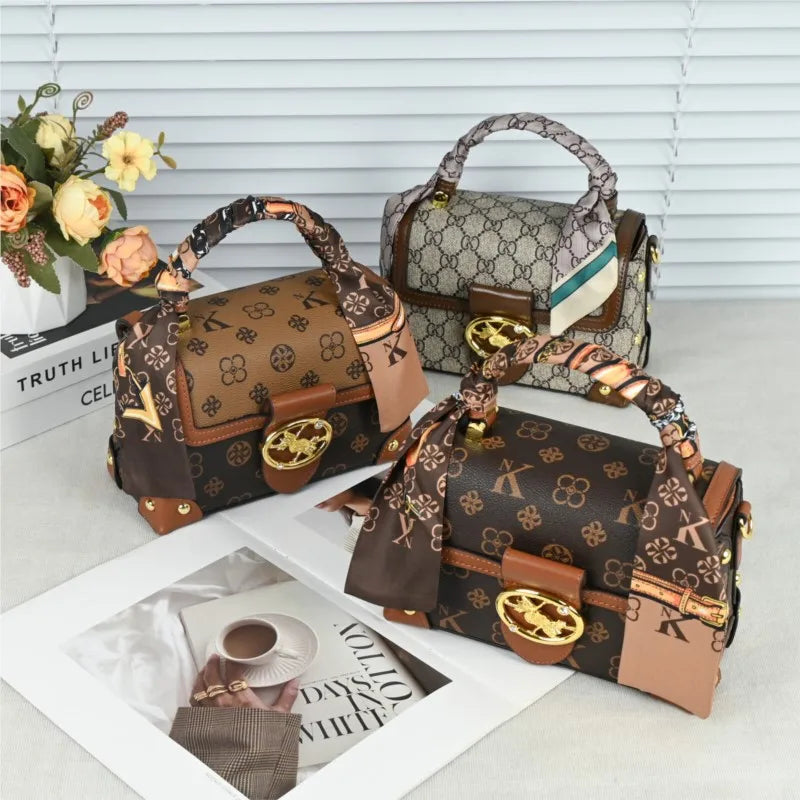 Light luxury brand women's handbag 2025 new autumn and winter high-end designer fashionable shoulder crossbody bag